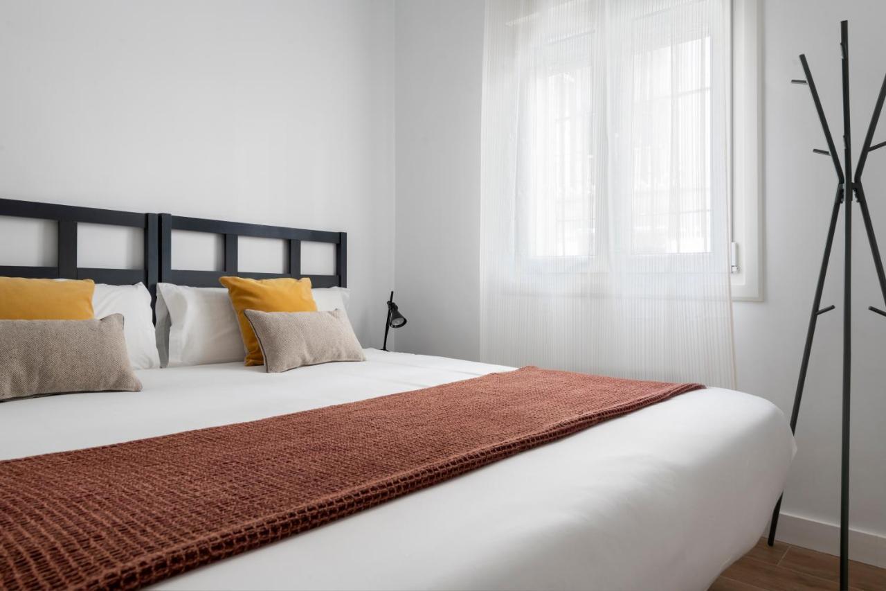 Mino Suite Apartment Севилья Экстерьер фото